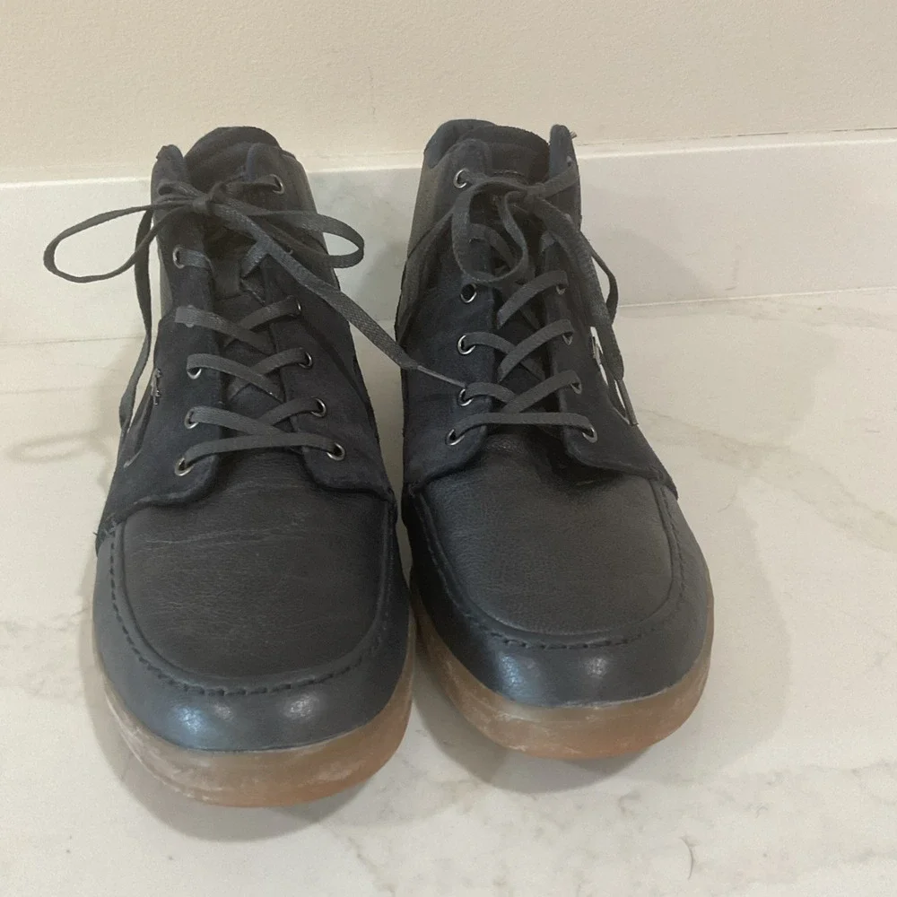 Men's Sz 17 Lacoste Shoes Crosier Sail Mid Sneakers Boots Dark Blue Suede Upper